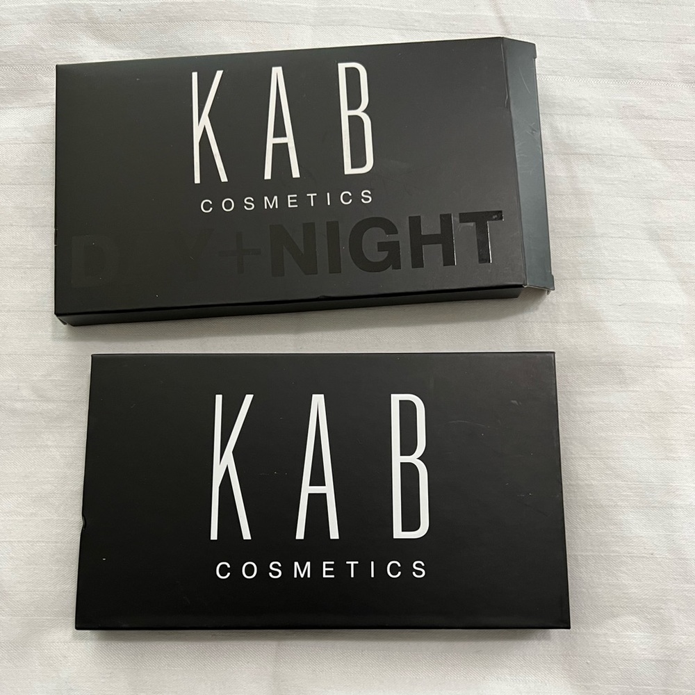 Brand 🆕 KAB Cosmetics Day + Night Eyeshadow Palette - Picture 7 of 9